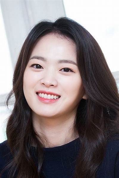 Chun Woo-Hee Biography, Age, Height, Husband, Net Worth, Family