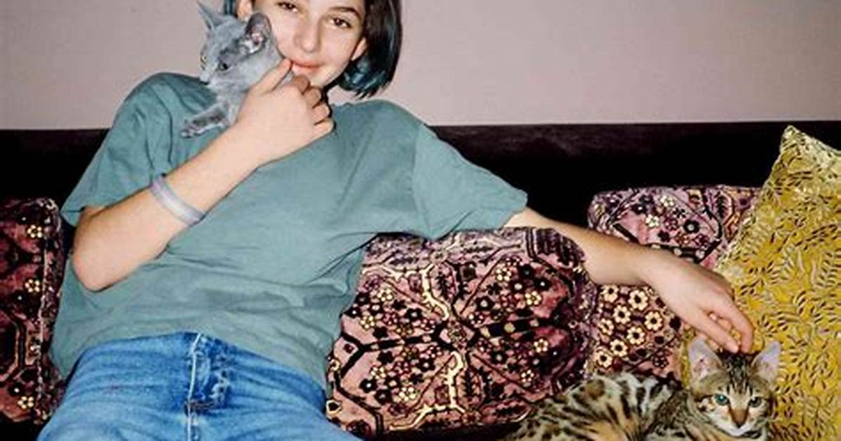 Cleo Buckman Schwimmer All Grown up Rare Photos and Moments With