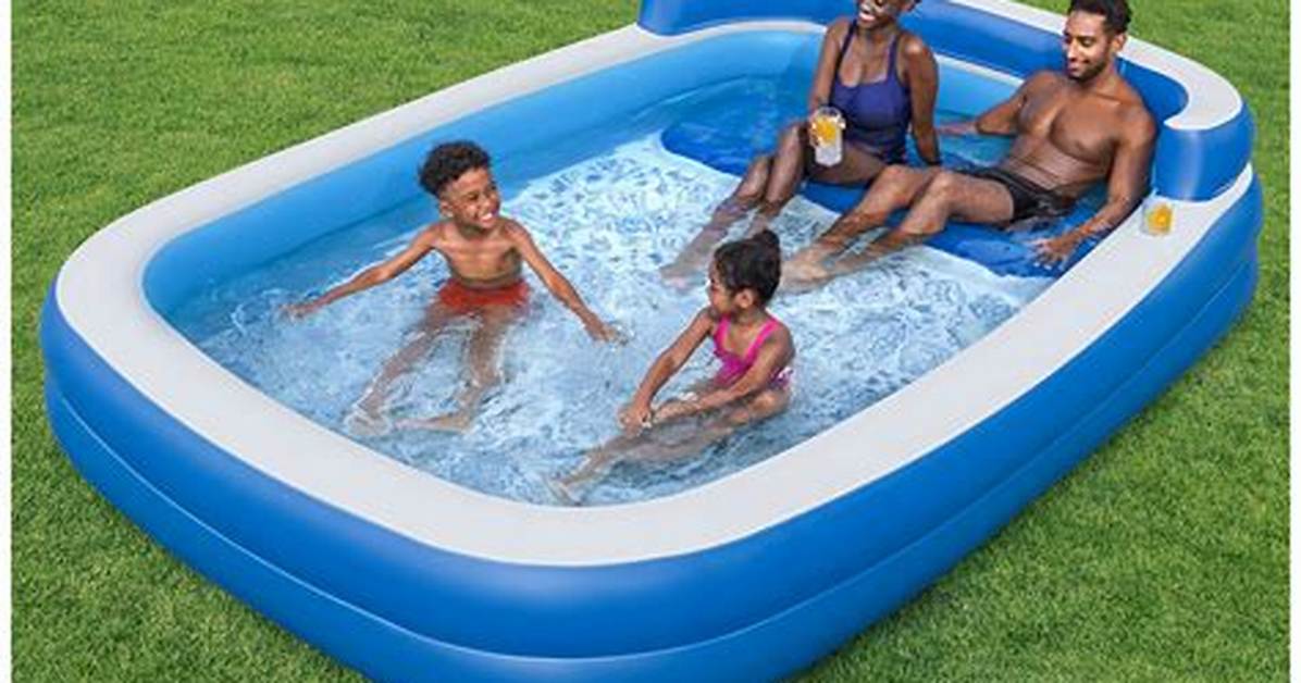 Costco S 47 Viral Lounge Pool Is Vanishing from Shelves What S The