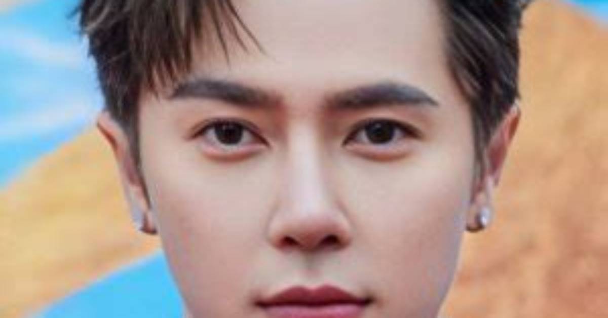 Dong Hengin Wang Zi Yi Bei Kouto Ba Wang Zi Yi Qianhadou Weiu Chang Suono Hun Tongwo Fangguakusesu Bi Jiao Wan Quan Jie