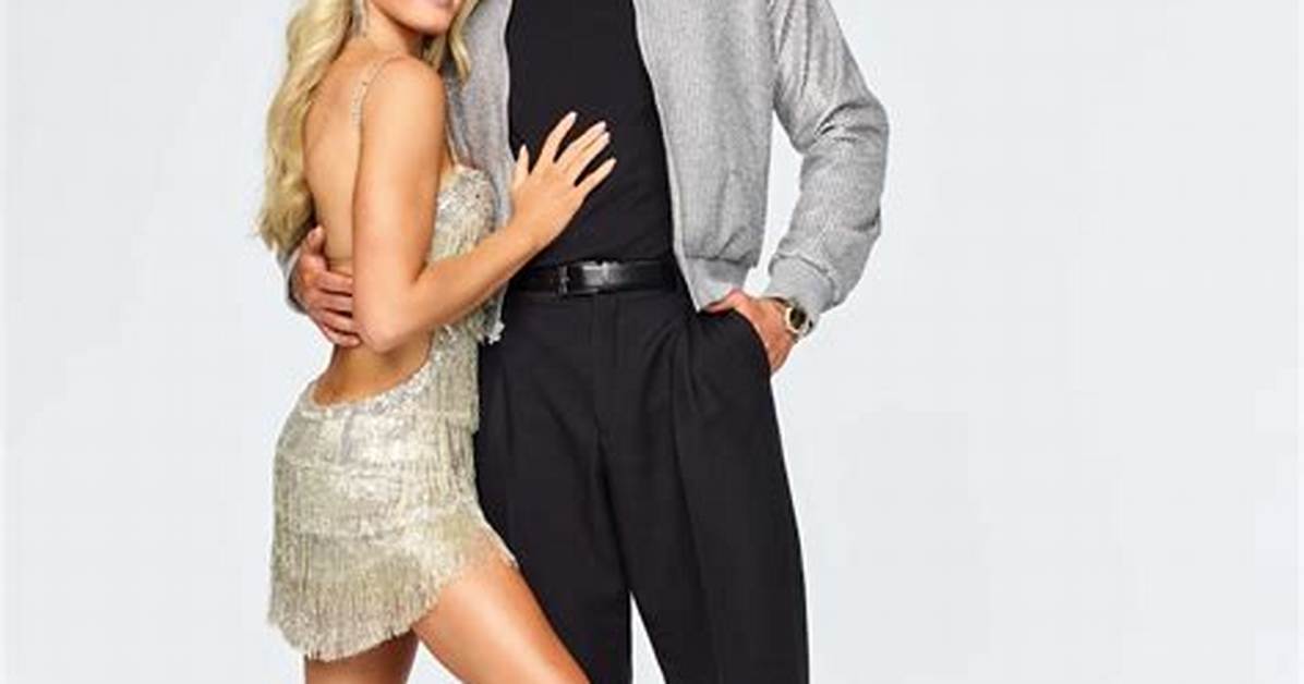 Dwts Cast Pro Partners Breakdown Official Photos Ballroom Pairings And
