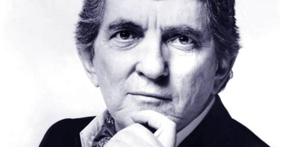 From Stage to Screen How Jonathan Frid S Physical Presence Defined