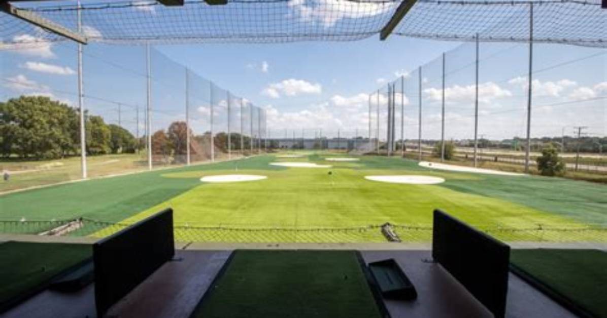 Inside 390 Golf Experience Bay Setup Range Tech And