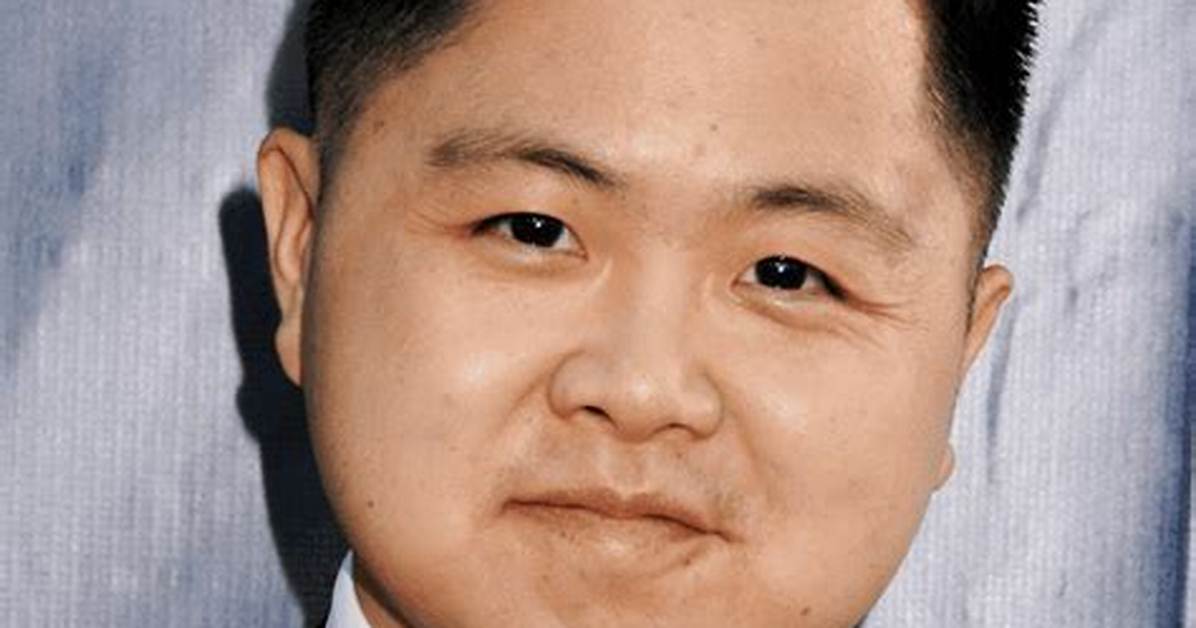 The Reality of Matthew Moy's Stature: Stereotypes, Sitcom Fame, and Han Lee
