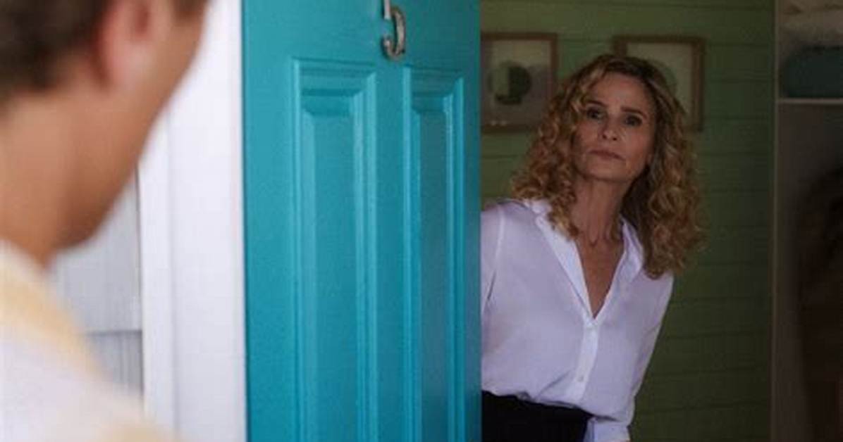 The Summer I Turned Pretty Recap Aunt Julia S Full Season 2