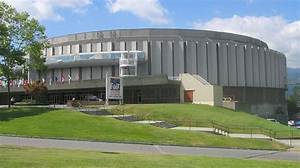 The Ultimate off Campus Filming Locations Guide: Campus Quads, Rinks, and Hangouts