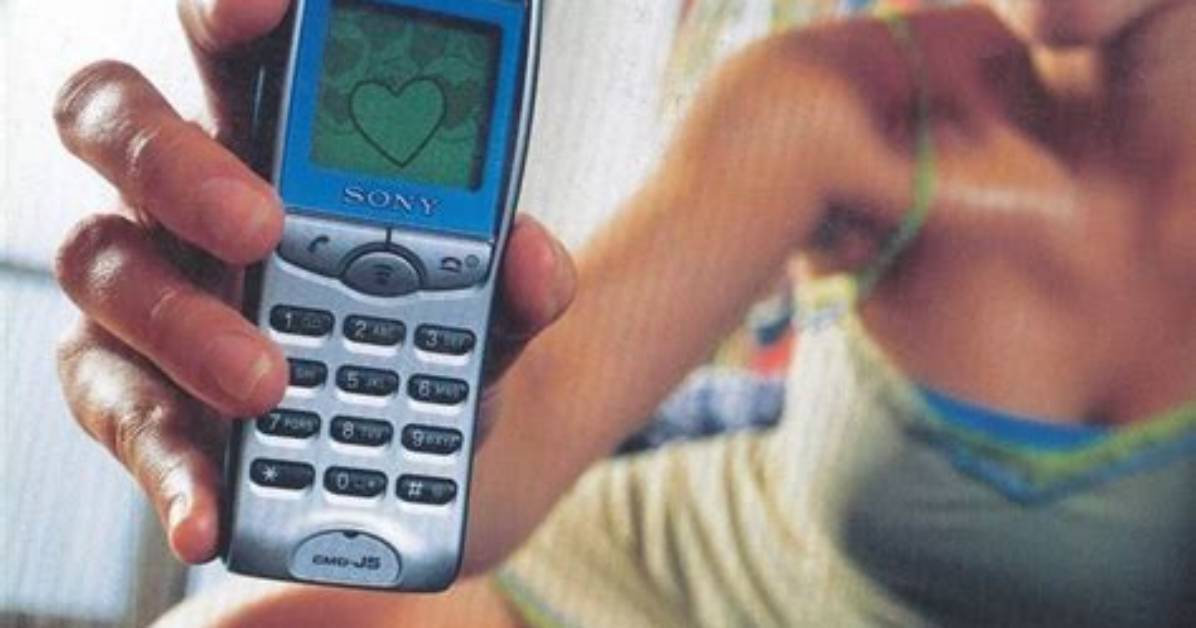 Which 2000S Origami Phone Ad Are You Remembering Complete