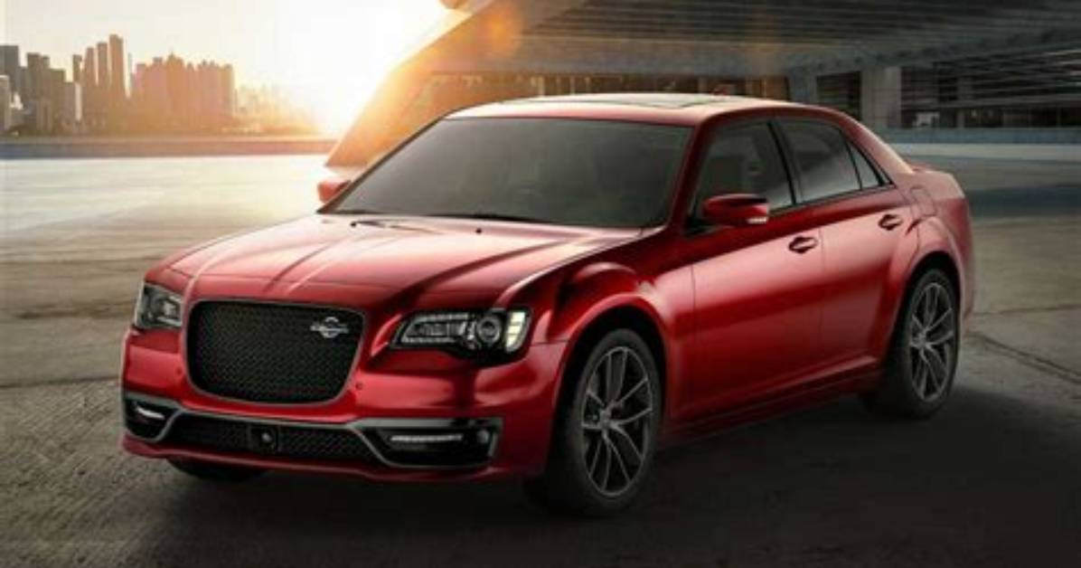 Why Buying a 2015 Chrysler 300C Might Be a Serious Financial